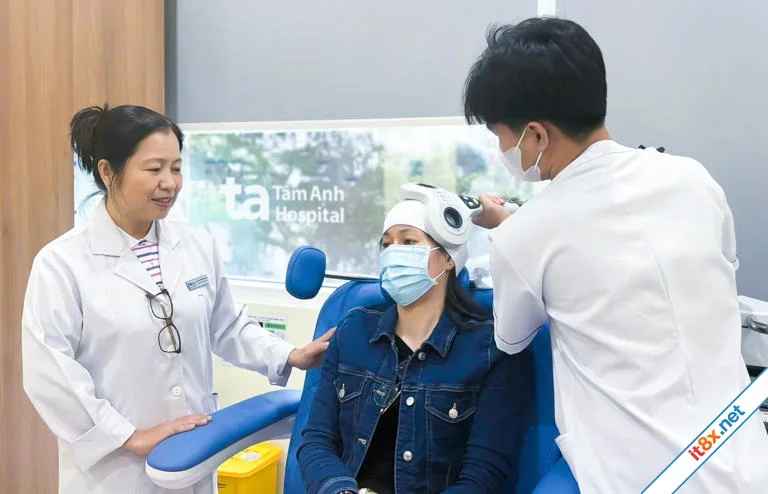 5 cách giảm đau đầu buồn nôn-1.webp