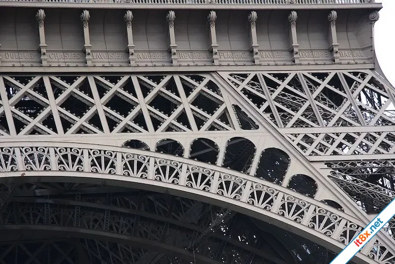 6 bí mật về tháp Eiffel mà nhiều người không biết-4.webp