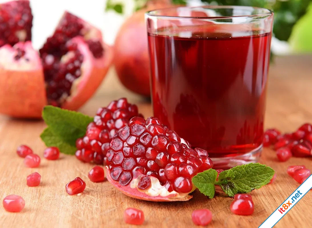 8 lý do nên uống nước ép lựu mỗi ngày-1.webp