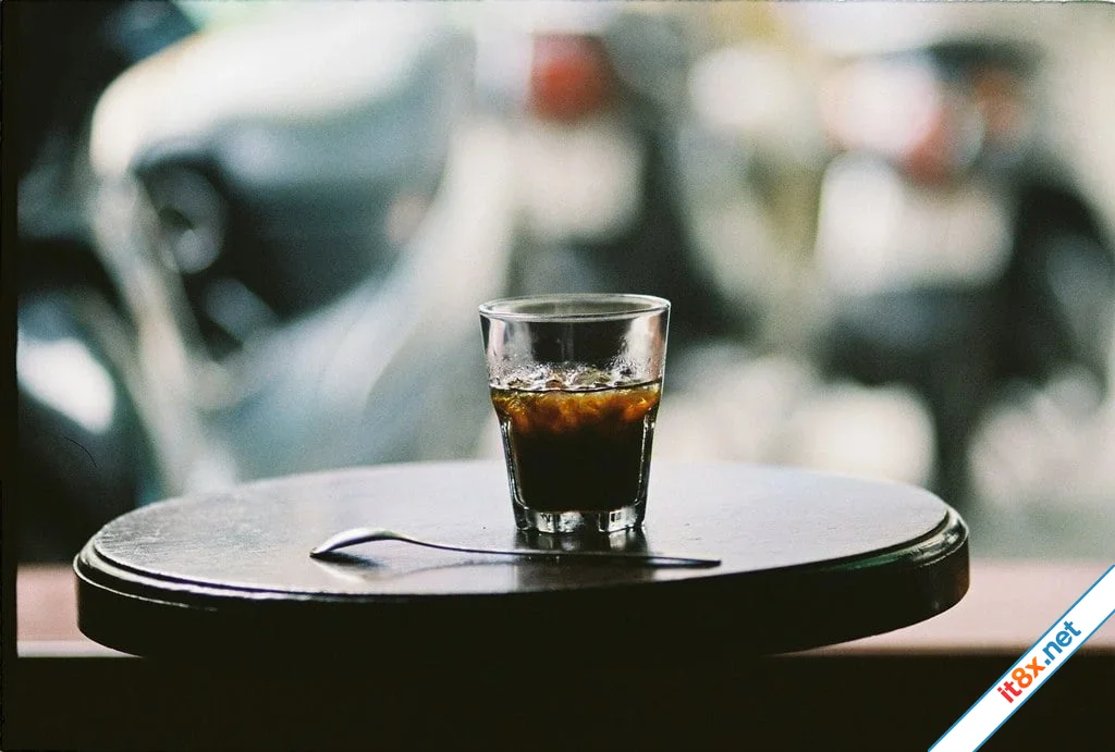 cafe-den.webp