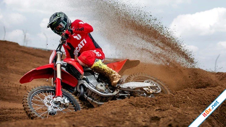 Cào cào chúa Ducati New Desmo 450 MX định ngày bán ra trang bị không đối thủ-7.webp