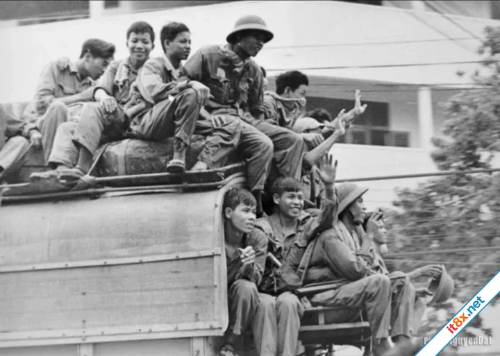 Những khoảnh khắc khó quên của đường phố Sài Gòn ngày 3041975-2.webp