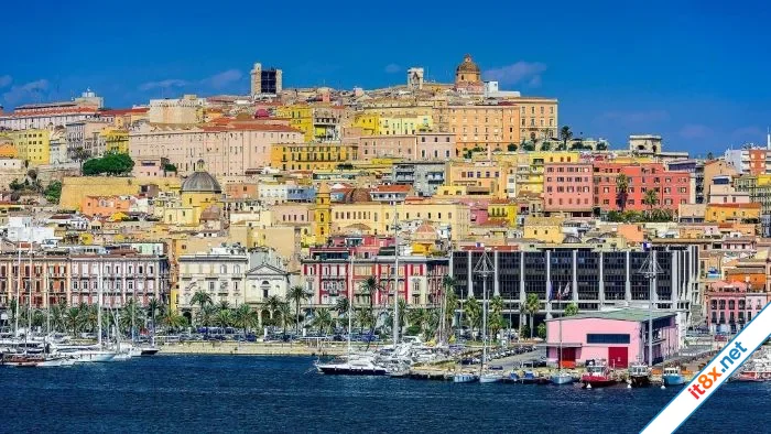 Sardinia ở Italy.webp