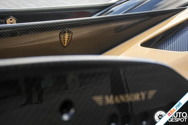 Siêu xe Koenigsegg Jesko Attack độ Mansory đầu tiên trên thế giới-11.webp