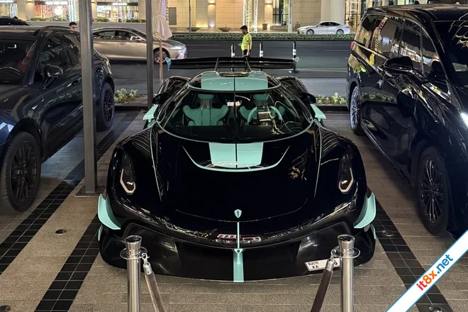 Siêu xe Koenigsegg Jesko Attack độ Mansory đầu tiên trên thế giới-4.webp