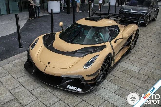Siêu xe Koenigsegg Jesko Attack độ Mansory đầu tiên trên thế giới-5.webp