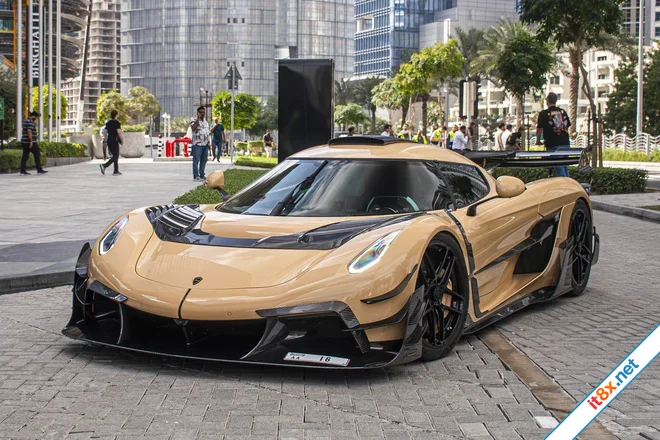 Siêu xe Koenigsegg Jesko Attack độ Mansory đầu tiên trên thế giới-9.webp
