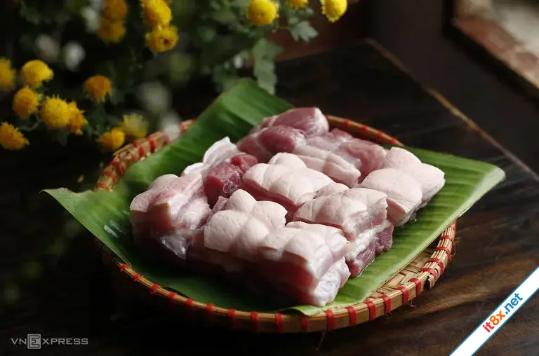 Thái thịt ngang thớ hay dọc thớ-1.webp