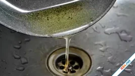 Thợ sửa ống nước cảnh báo 9 thứ tuyệt đối không đổ xuống cống