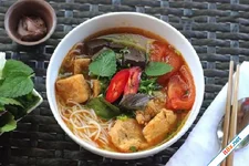 Cách nấu bún riêu cua đồng đậm đà, chuẩn vị truyền thống tại nhà