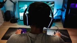 Tác hại đáng sợ khi chơi game quá nhiều đối với thể chất và tinh thần