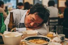 Giải mã nguyên nhân uống rượu nhanh say và cơ chế đào thải cồn