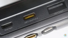 Công dụng thực sự của các cổng USB trên màn hình máy tính