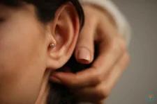 Biến chứng khôn lường của viêm mũi dị ứng đến tai và mắt